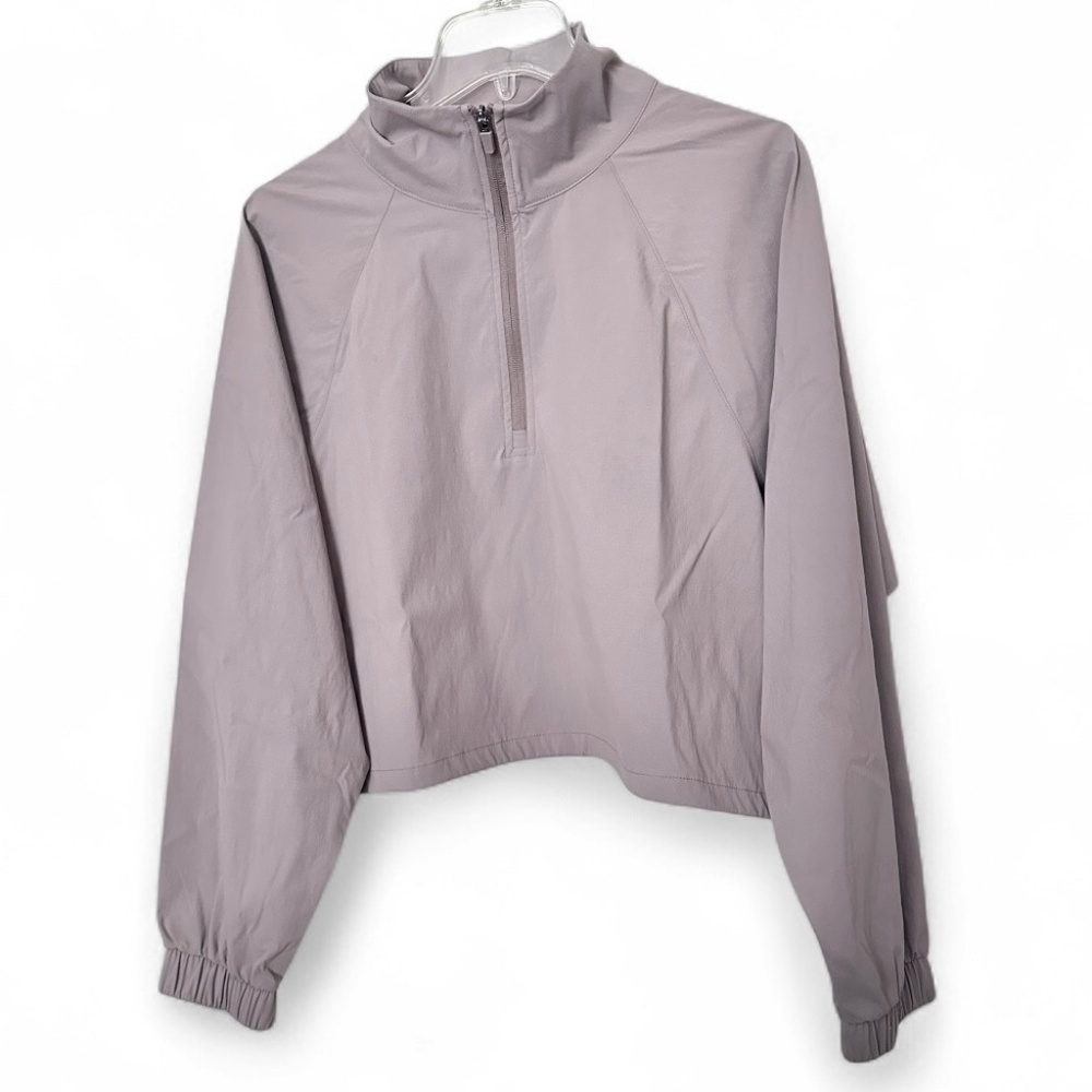 Like-New Women's size L 90 Degree Rip Stop Half Zip Athlesure wear
